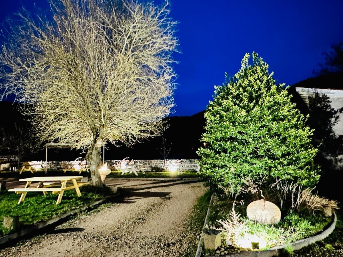 Hl Hotel De La Loire Goudet 외부 사진