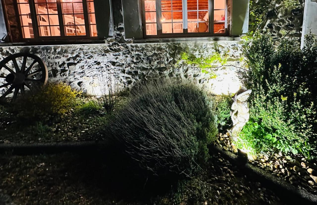 Hl Hotel De La Loire Goudet 외부 사진